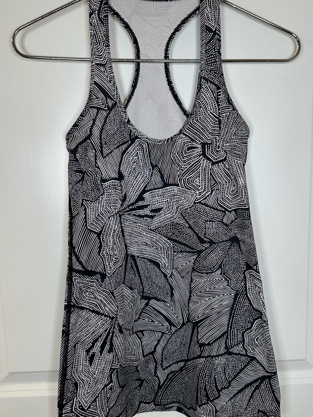 Lululemon Cool Racerback Tank | Dottie Tribe White Black | 6